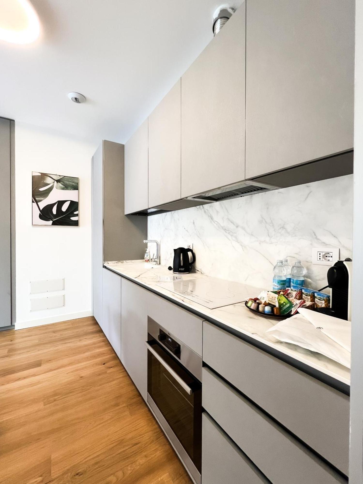 Comecasa Modern Terraced & Palestra Apartment Milaan Buitenkant foto